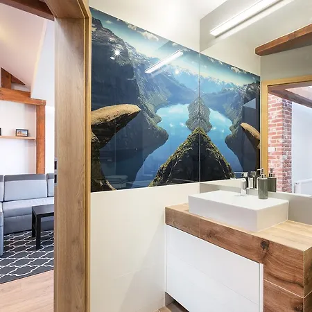 Loft *
